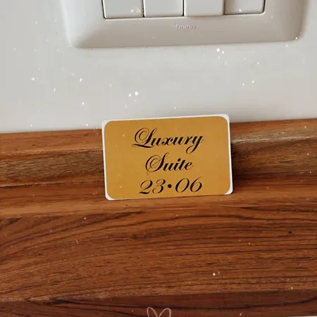 Luxury 23 06 מלון אהבה קסמסימה